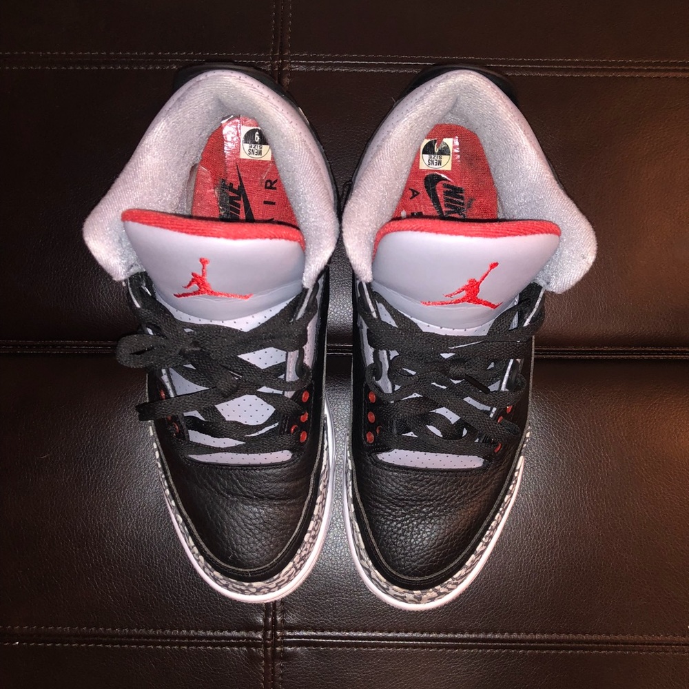 Air Jordan Retro 3 Black Cement